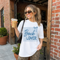 Camiseta con estampado,  100% Algodón, Camiseta casual de manga corta y cuello redondo, con diseño Book Lover Azul DTF. Perfecta para el estilo diario.