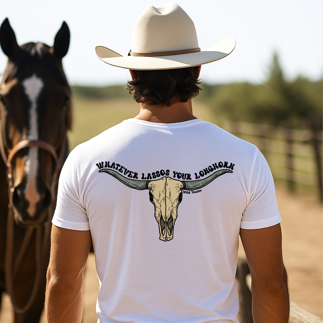 Camiseta casual de corte holgado con cuello redondo, manga corta, 100% Algodón, con diseño vaquero craneo. Perfecta para el estilo diario.