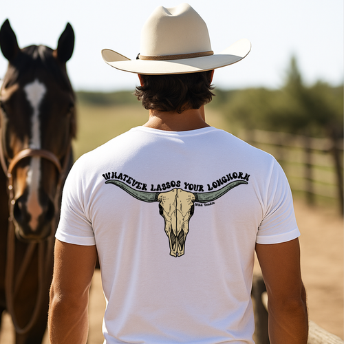 Camiseta casual de corte holgado con cuello redondo, manga corta, 100% Algodón, con diseño vaquero craneo. Perfecta para el estilo diario.