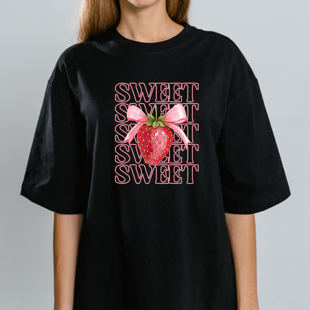 Playera Oversize Cuello Redondo, Manga Corta 100% Algodón, con Diseño Sweet.