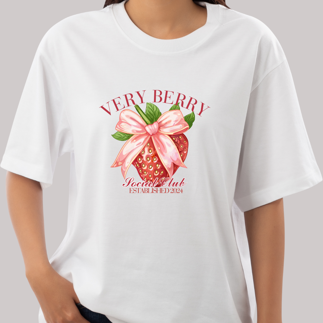 Playera Oversize Cuello Redondo, Manga Corta 100% Algodón, con Diseño Very Berry.